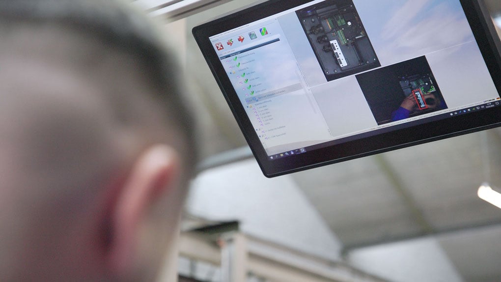 Digitale-Arbeitsanweisung-mit-Assistenzsystem_01